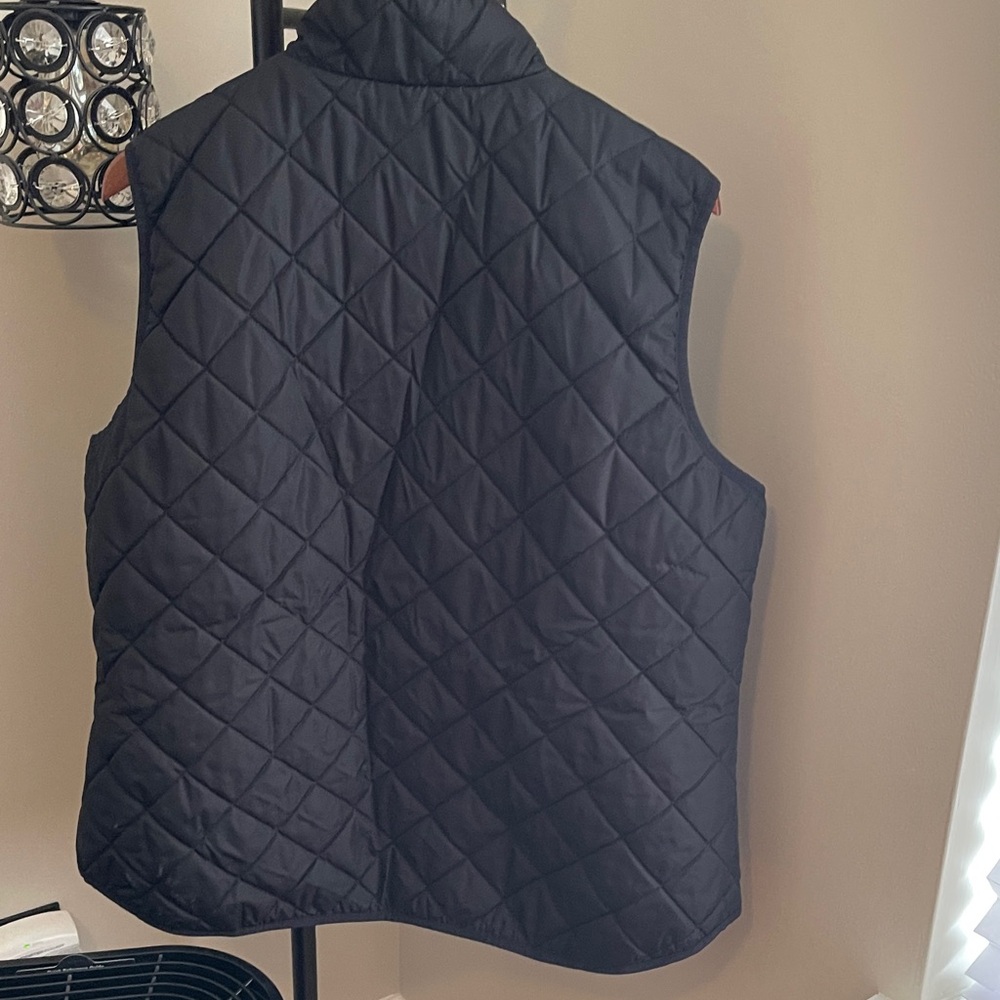 Old Navy Beige & Black Quilted Vest - Picture 7 of 7